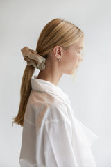 OVERSIZED HAIR TIE