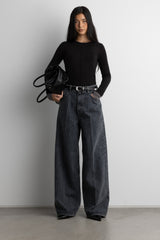 HIGH-RISE WIDE LEG JEAN