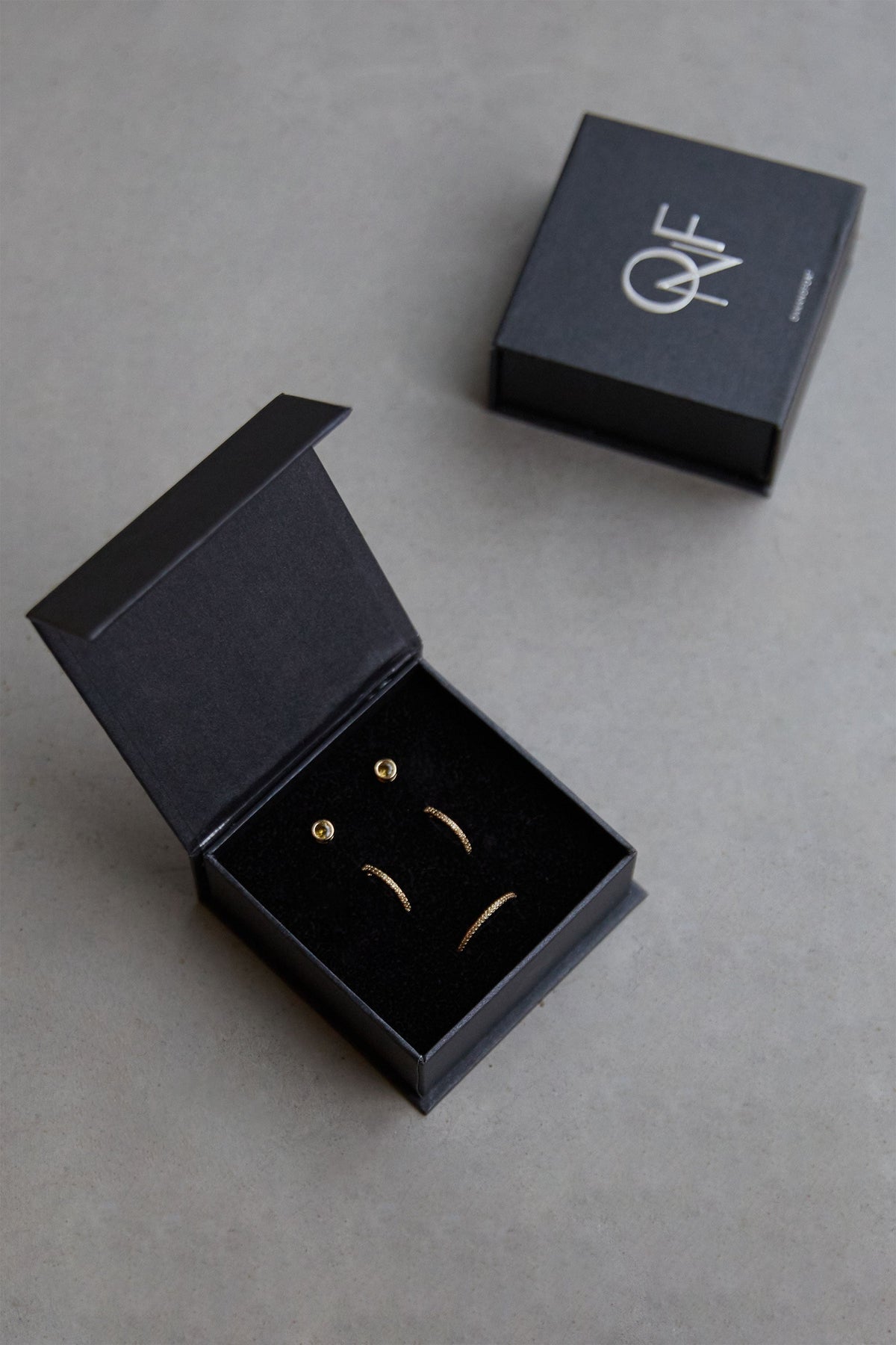 EARRING AND RING GIFT SET
