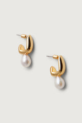 HOOP EARRINGS WITH WATER PEARLS