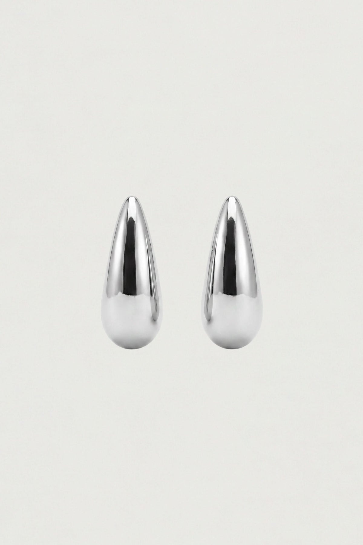 CURVED HOOP EARRINGS