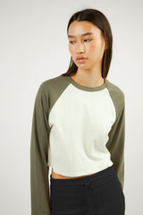 RAGLAN SLEEVE TOP