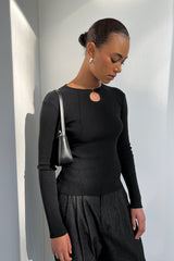 CUT OUT TOP